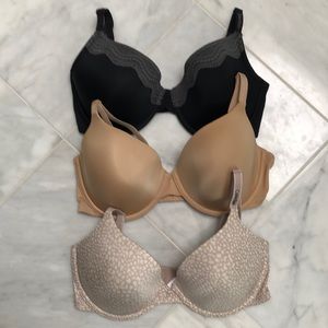 Never worn 34D Calvin Klein t shirt bras